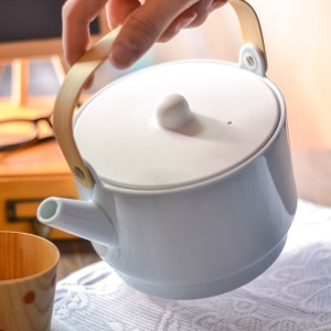 「送料無料」 S＆B Tea Pot Light Blue 1個 ( 1616 / arita japan 父の日 プレゼント 紅茶 ハーブティー 日本茶 ティーライフ 人気 )