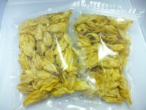 【送料無料】お徳用！ 【業務用】　美味しくカルシウム補給。いわし骨煎餅３６０ｇ（１８０ｇ×２袋）入り/いわしせんべい