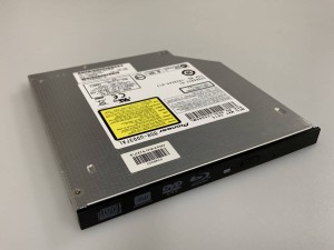 Pioneer製 9.5mm/SATA接続 内蔵型ブルーレイドライブBDXL対応 BD/DVD/CDライター BDR-UD03 (中古品)