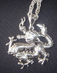 龍 開運 風水 大龍 ネックレス BIGサイズ 男女兼用 レディース メンズ ネックレス Loong Dragon necklace 新品 威龍彩雲通販