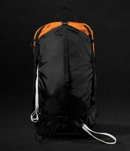 ノースフェイス メンズ バックパック リュックサック The North Face Snomad 23 Backpack 23 Liters - TNF Black/Vivid Orange