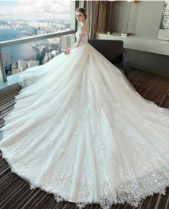 ラウンドカラー 3D花 刺繍 レース チュール Aライン ロング ウェディングドレス 白 二次会 花嫁 ウェディングドレス 大きいサイズ 袖