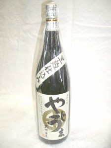 芋焼酎 やじうま 芋焼酎25度黒麹仕込み1800ml(焼酎 鹿児島 鹿児島酒造）