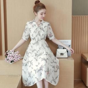 可愛い ワンピース 春花柄の通販 Au Pay マーケット