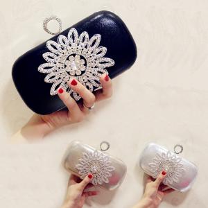 パーティーバック/クラッチバック/2WAY/チェーン付/ブラック・シルバー・ゴールド/横19cm・縦19cm・マチ4cm/bb18wk