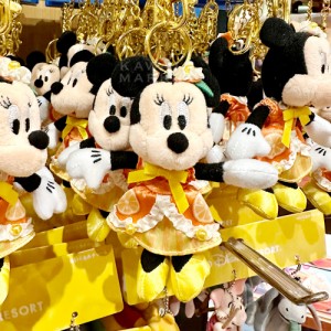 ミニーマウス　ぬいぐるみチャーム　東京ディズニーリゾート　限定　キャラクター　グッズ　プレゼント