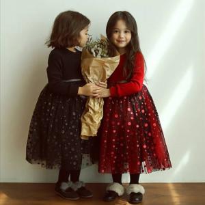 子供ドレス キッズワンピース 発表会 結婚式 長袖 秋 冬 おしゃれ 安い 韓国 子供服 女の子 100 110 1 130 140 150 黒 赤 チュール の通販はau Pay マーケット Marmelo Sunnyday 商品ロットナンバー