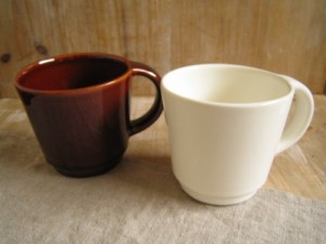 スタジオエム(スタジオM) ヴァリエ マグカップ　ホワイト/アメ色 日本製  白い食器 陶器 マグカップ マグ カップ コーヒーマグ かわいい 