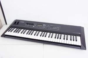 【中古】YAMAHAヤマハ USBキーボードスタジオ KX61 MIDIキーボード