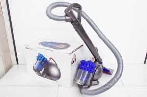 【中古】C Dysonダイソン サイクロン式 キャニスター型掃除機 Dyson Ball Fluffy CY24 フラフィ