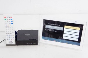 【中古】Panasonicパナソニック 10V型ポータブル地上・BS・110度CSデジタルテレビ UN-10CE8 プライベートビエラ