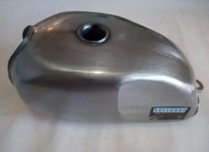 Cb1100 タンクの通販 Au Pay マーケット