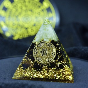 置物 オルゴナイト 六芒星 金箔 ストーン チャクラ 幸運 パワー 石 コイル 有機物 無機物 ピラミッド 三角 三角形 樹脂 パワ―ストーン 