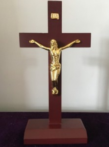 【在庫限り】　木製キリスト像  木製十字架 オブジェ 置物 ビンテージ クラシカル  磔 キリスト教 イエス 教会装飾 アンティークデザイン