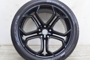 中古タイヤホイール 1本セット 20インチ 12J +56.7 PCD 120 335/30ZR20 104Y ランボルギーニ純正 ホイール【 ピレリ 製 タイヤ付き】