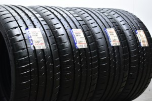 中古タイヤ 4本セット 225/35ZR20 92Y サマータイヤのみ 【 ミシュラン 製 パイロットスポーツ4S】