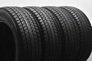 中古 スタッドレス タイヤ 4本セット 225/65R17 102Q スタッドレスタイヤのみ 【 ブリヂストン 製 ブリザック DM-V3】