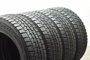 中古 スタッドレス タイヤ 4本セット 205/60R16 92Q スタッドレスタイヤのみ 【 ダンロップ 製 ウインターマックス WM01】