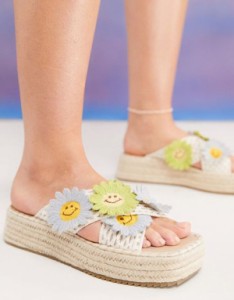 エイソス レディース サンダル シューズ ASOS DESIGN Jorgie flatform crochet flower espadrilles in multi Multi