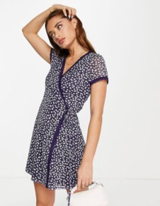 エイソス レディース ワンピース トップス ASOS DESIGN mini mesh wrap dress with lace trim in navy daisy print Navy ditsy print