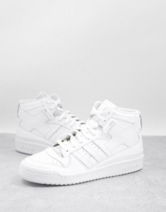 アディダス メンズ スニーカー シューズ adidas Originals Forum Mid sneakers in white WHITE