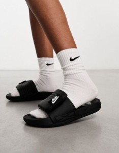 ナイキ レディース サンダル シューズ Nike Offcourt Adjust sliders in black Black