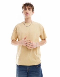 ナイキ メンズ Tシャツ トップス Nike Premium Essentials unisex oversized T-shirt in tan TAN