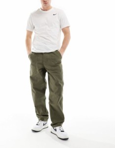 ナイキ メンズ カジュアルパンツ ボトムス Nike Life pants in khaki MID GREEN