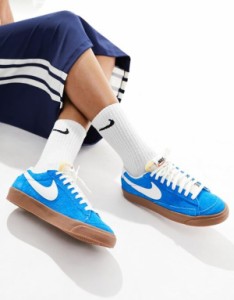 ナイキ レディース スニーカー シューズ Nike Blazer Low Vintage sneakers in photo blue BLUE