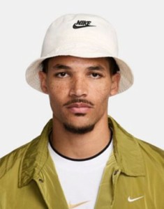 ナイキ メンズ 帽子 アクセサリー Nike Apex bucket hat in cream CREAM