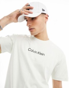 カルバンクライン メンズ Tシャツ トップス Calvin Klein hero logo comfort t-shirt in white Icicle