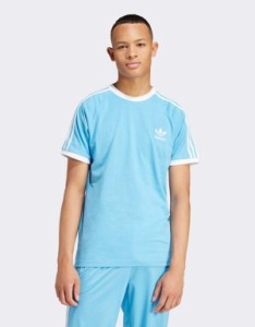 アディダス メンズ Tシャツ トップス adidas Originals 3 Stripes T-shirt in light blue LIGHT BLUE