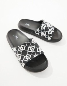 エイソス メンズ サンダル シューズ ASOS DESIGN chunky slides in black with monogram detail Black