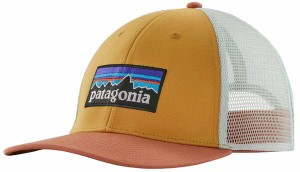 パタゴニア メンズ 帽子 アクセサリー Patagonia Men's P-6 Logo LoPro Trucker Hat Pufferfish Gold