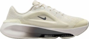 ナイキ レディース スニーカー シューズ Nike Women's Versair Training Shoes Coconut