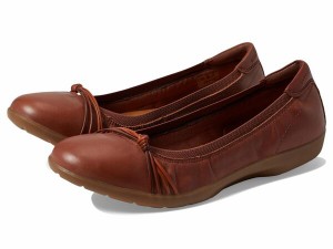 クラークス レディース サンダル シューズ Meadow Rae Tan Leather