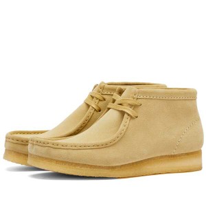 クラークス レディース ブーツ・レインブーツ シューズ Clarks Originals Wallabee Boot Maple Suede