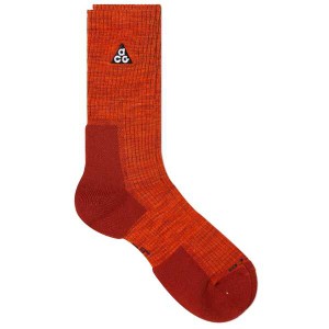 ナイキ メンズ 靴下 アンダーウェア Nike ACG Cushioned Crew Sock Campfire Orange & Night Maroon