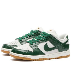 ナイキ レディース スニーカー シューズ Nike W Dunk Low LX Phantom, Green & Metallic Gold