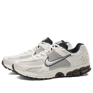 ナイキ レディース スニーカー シューズ Nike W Zoom Vomero 5 Phatom, Platinum & Iron Ore