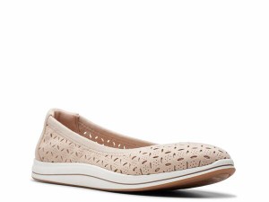 クラークス レディース スリッポン・ローファー シューズ Breeze Roam Slip-On Sand