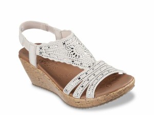 スケッチャーズ レディース サンダル シューズ Beverlee Dazzling Charm Wedge Sandal Off White