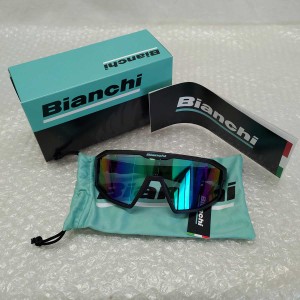 【中古・未使用品】Bianchi ビアンキ 一眼フルリム  ロードバイク サングラス Black/Celeste JP213R2901 メンズ