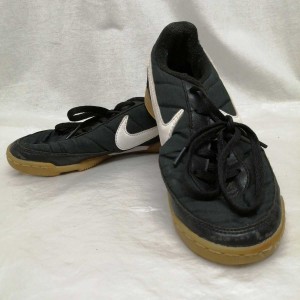 【中古】ナイキ NIKE ナイキ フットサル シューズ ダビーニョ ジュニア 19cm ブラック x ホワイト 580450-010  キッズ NIKE