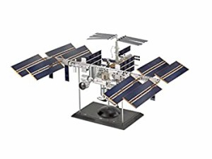 【未使用 中古品】ドイツレベル ISS 国際宇宙ステーション 1/144 R04841 プラモデル(中古品)