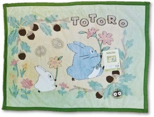 となりのトトロ こもれびとトトロ ひざ掛け毛布 クォーターケット 70×100cm ジブリキャラクターブランケット 丸眞 TT-61025G