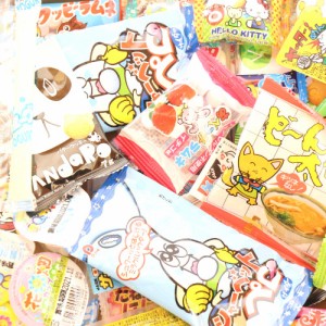 (メール便で全国送料無料) 1900円ポッキリ 子供喜ぶ駄菓子48個セット おかしのマーチ (omtmb6771)