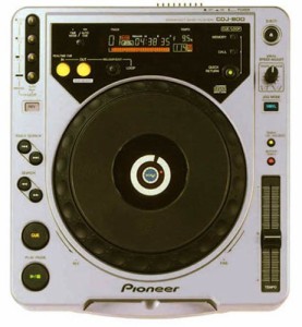 Pioneer デジタルターンテーブルCDプレーヤー シルバー CDJ-800(中古品)