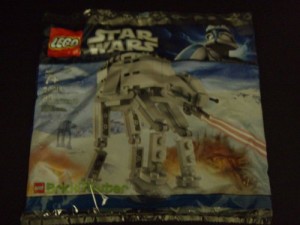 レゴ スター・ウォーズ MINI AT-AT ウォーカー 20018 / LEGO STAR WARS AT-(中古品)