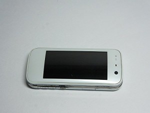 F-03A ホワイト 携帯電話 白ロム ドコモ docomo(中古品)